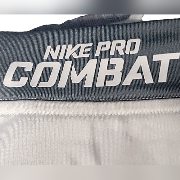 Like New | NikevPro Combat | Dri-fit | Fitted | Long Sleeve Fitness Shirt / Top - Picture 2 of 3